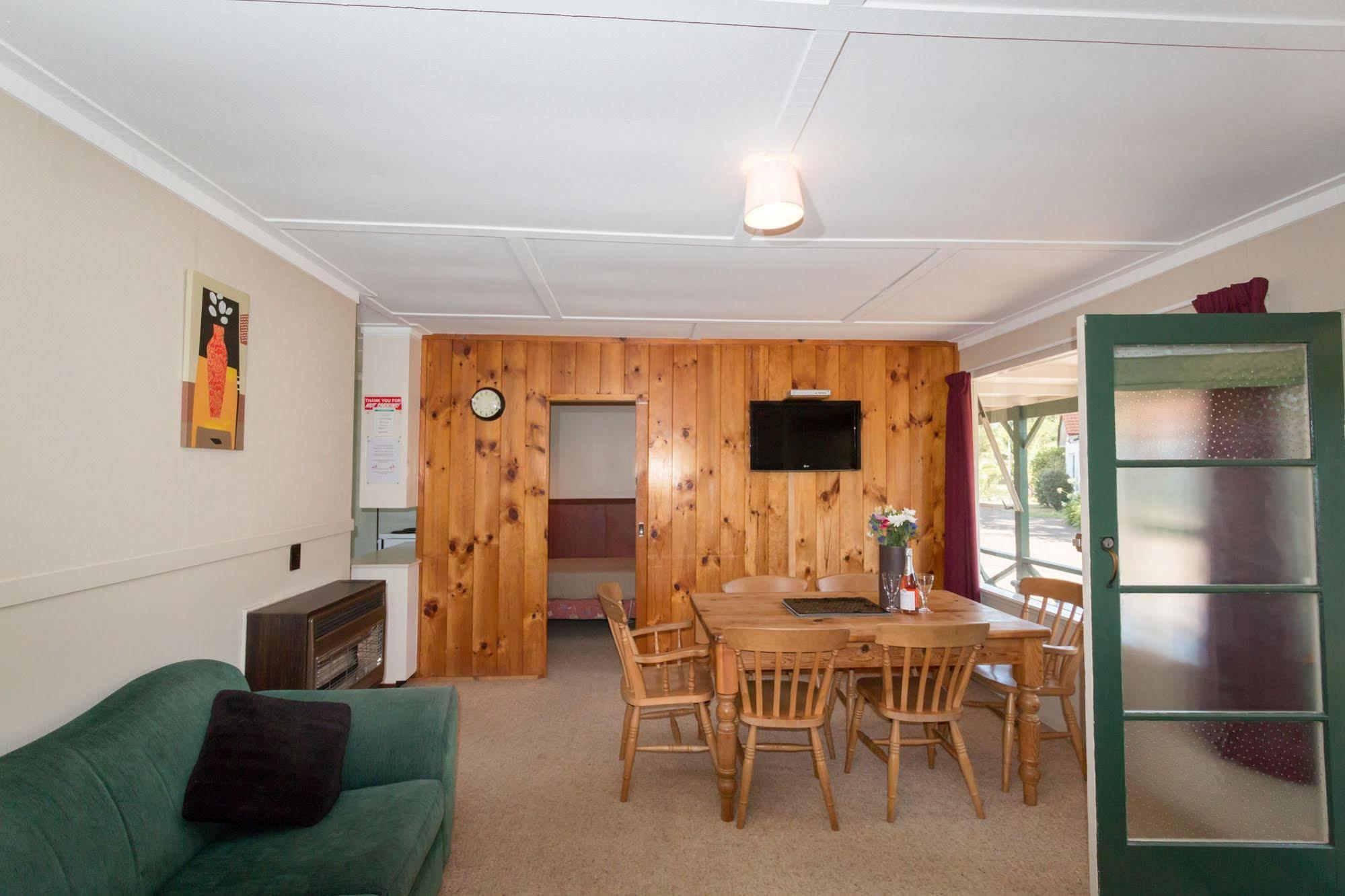 Santa Maria Motel Rotorua Luaran gambar